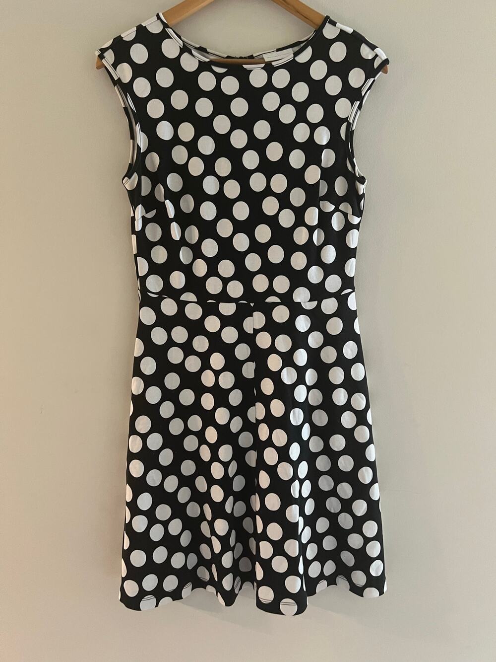 New York & Company Knee Length Dress Black & White Polka Dot Small JL